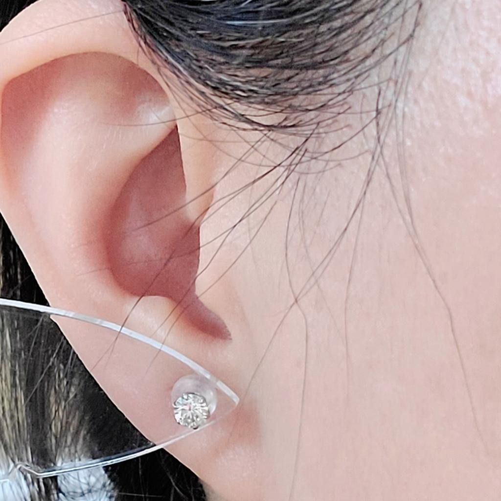 ギラギラ！ 計0.5ct ダイヤモンド 一粒 プラチナ 6本爪 ピアス 鑑別 ギラギラ！ 計0.5ct ダイヤモンド 一粒 プラチナ 6本爪 ピアス