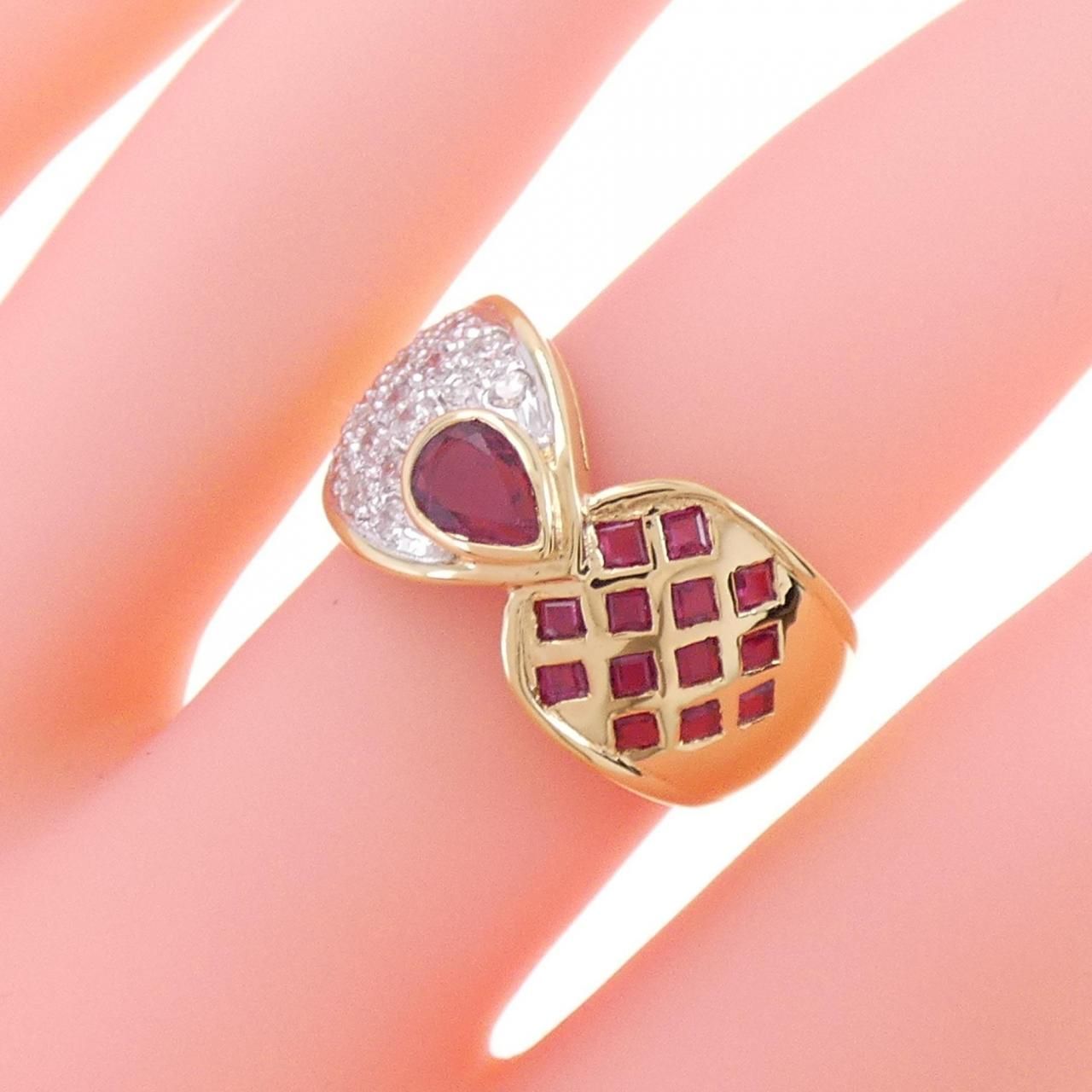 K18YG リボン ルビー リング K18YG/K18WG ルビー リング 0.57CT K18