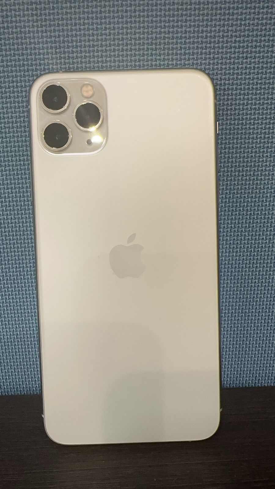 iphone11promax 256gb シルバー simフリー おまけ保護ケース付き iphone11promax 256gb シルバー simフリー おまけ保護ケース付き