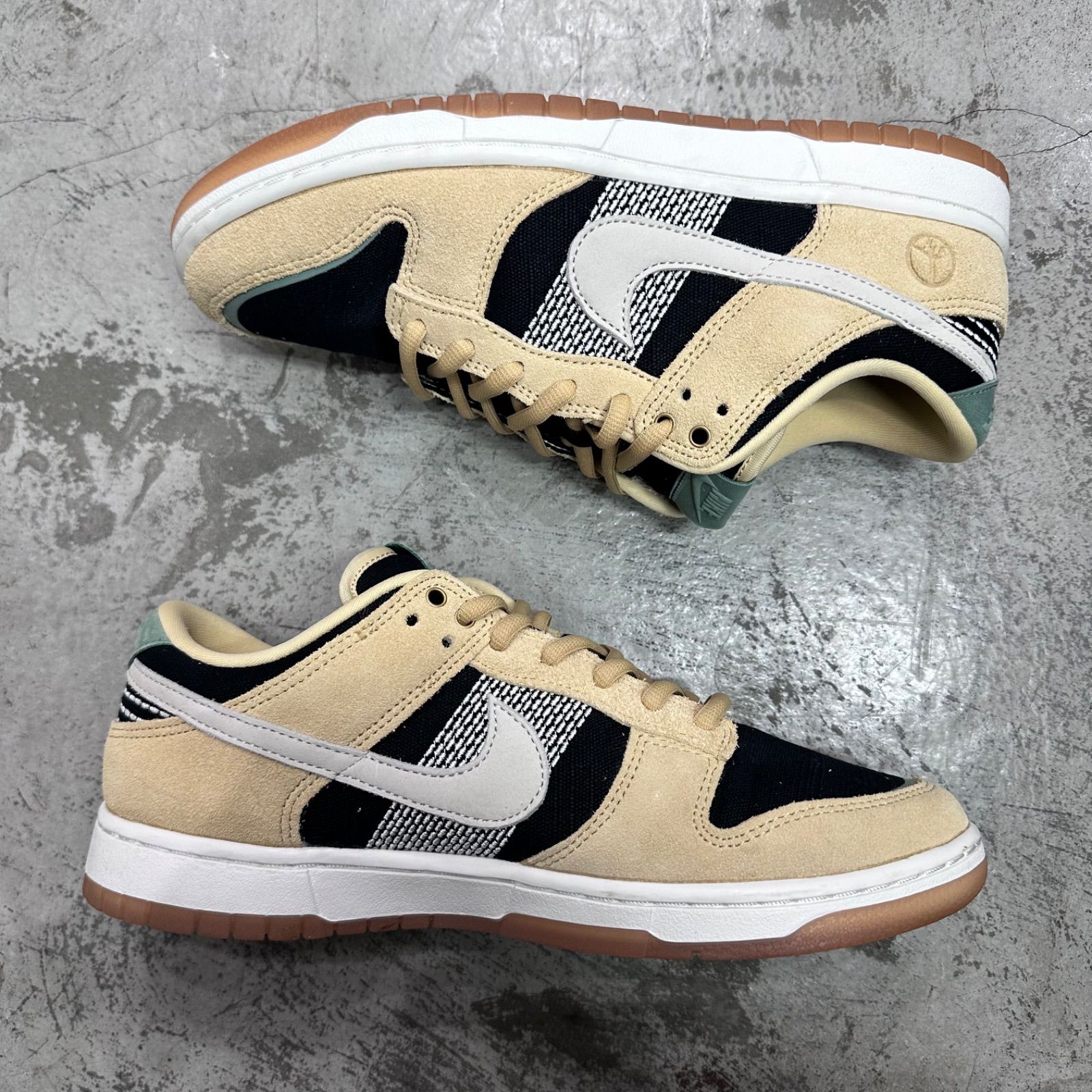 ナイキダンクローSE /