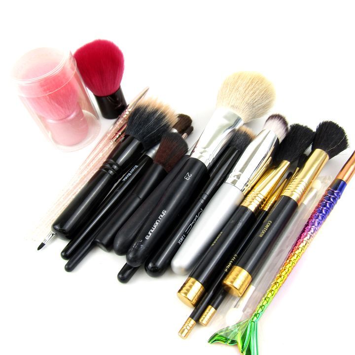 ピカシュウ プレミアムブラシセット シュウウエムラ ピカチュウ