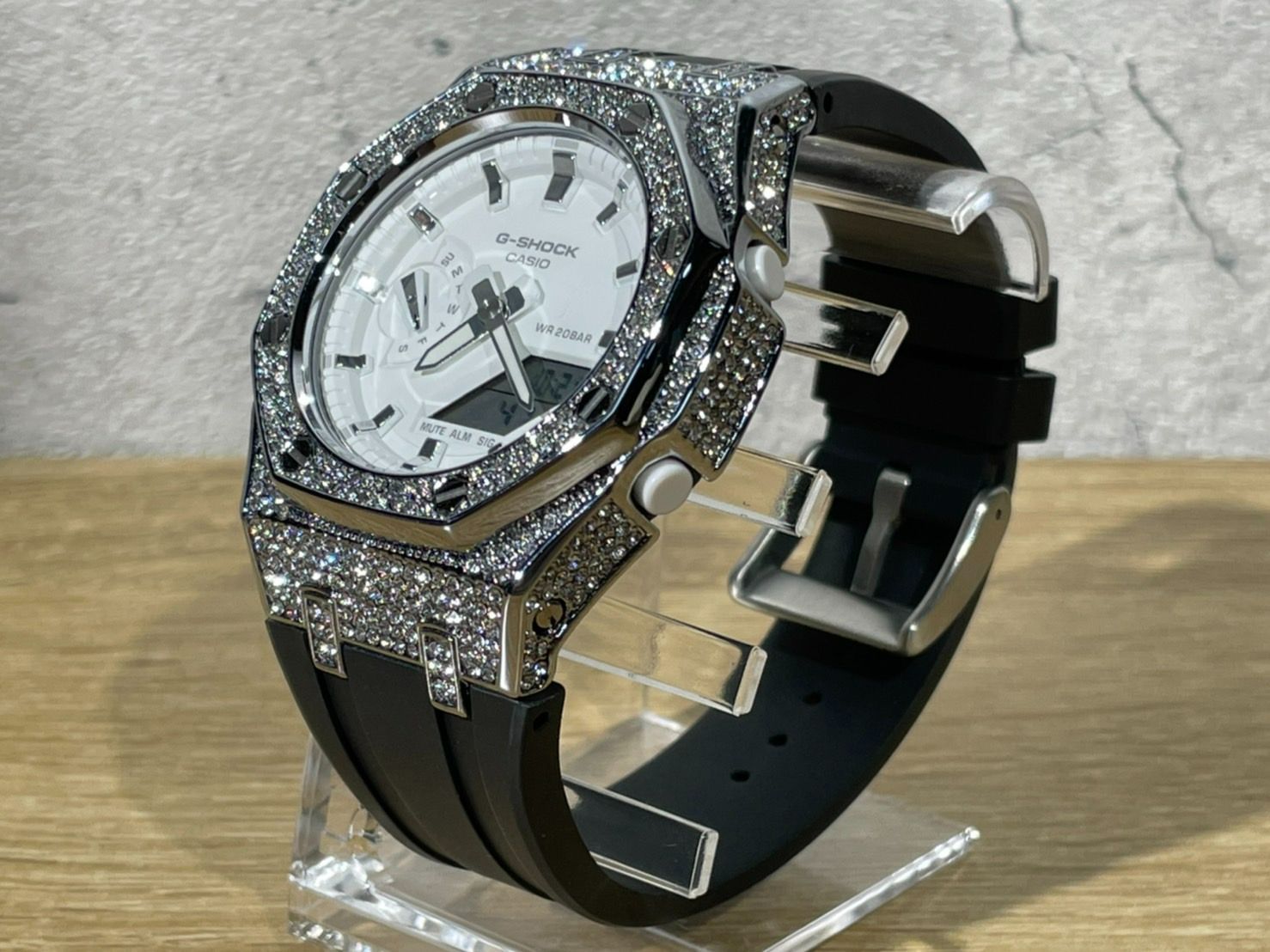 カシオ Gショック ジルコニアシルバー ブラックベルト gma-s2100-7a カシオ Gショック ジルコニアシルバー ブラックベルト gma-s2100