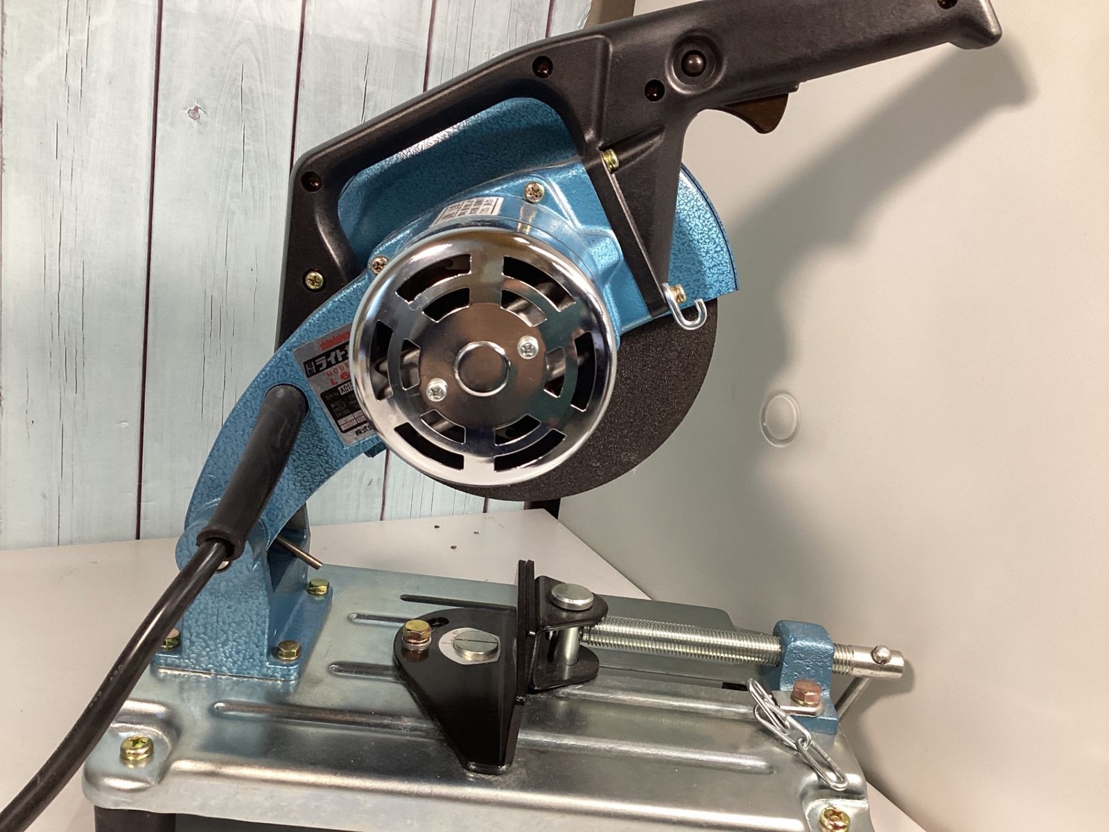 Shindaiwa 205mm高速切断機