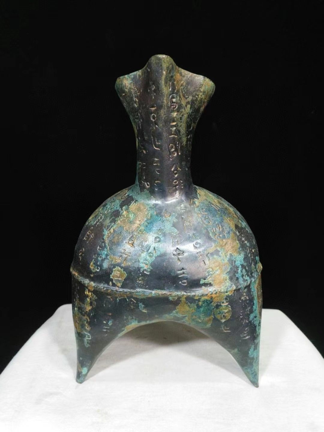 中国古美術品.旧蔵珍品·古青銅器·酒礼器 ·古酒器·祭祀品·文房置物·賞物 中国古美術品.旧蔵珍品·古青銅器·酒礼器 ·古酒器·祭祀品·文房