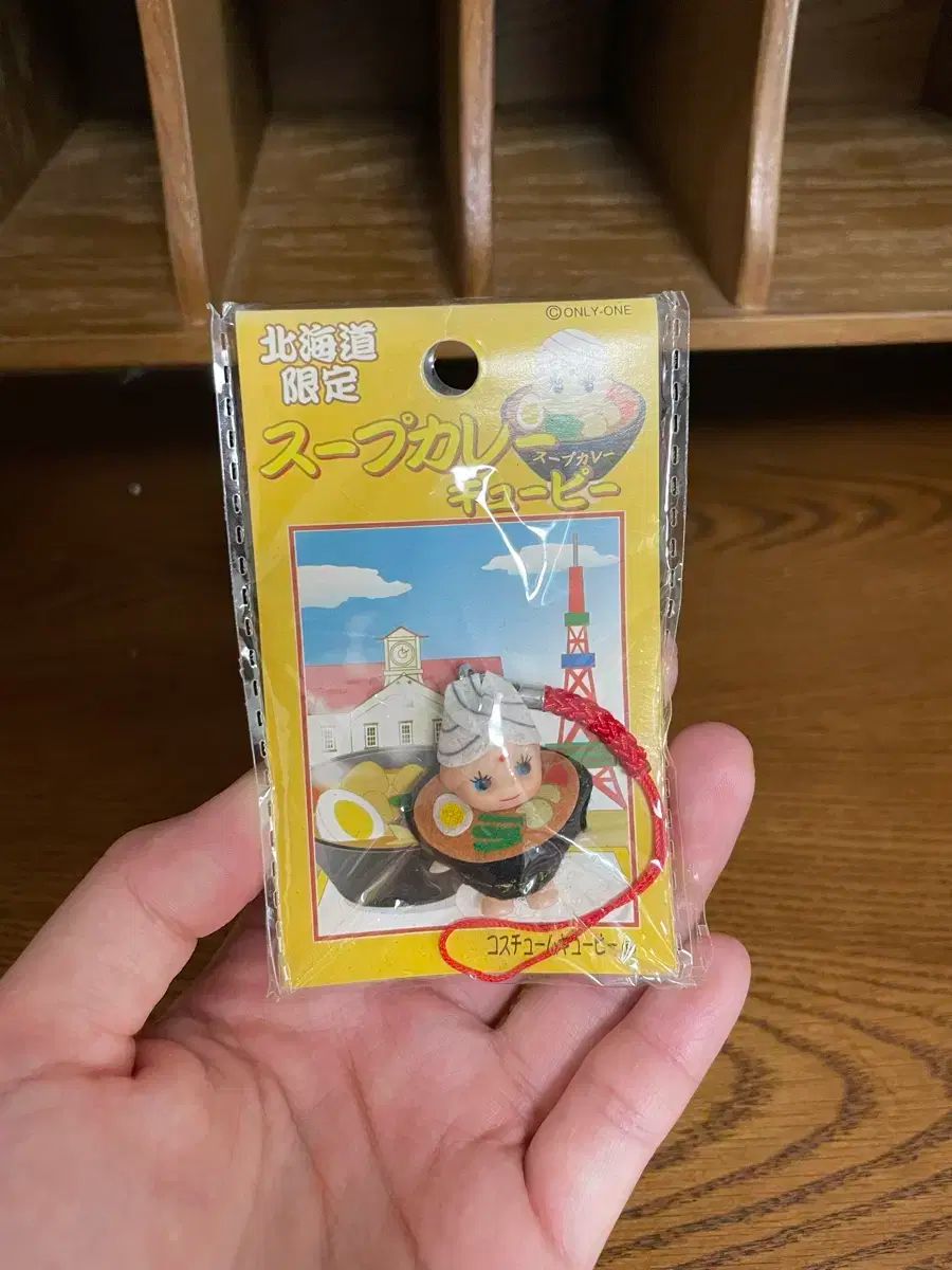 【未使用　一部袋開封済み】キューピー　ストラップ　まとめ売り 未開封】ラクダ てんとう虫 ご当地キューピー 2つセット