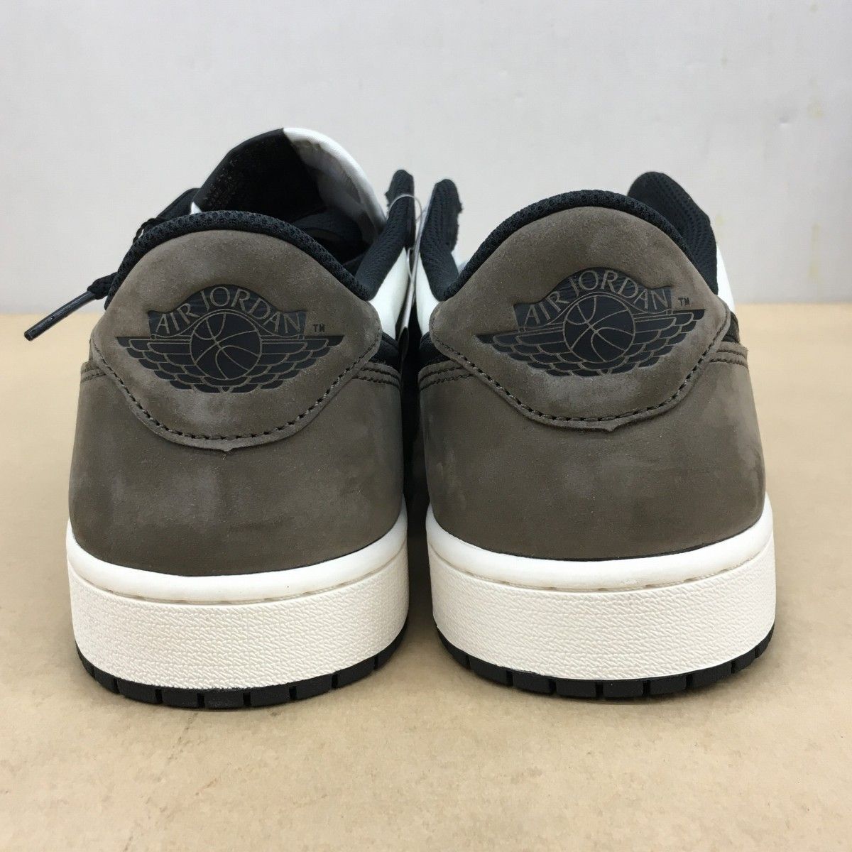 未使用 NIKE AIR JORDAN 1 RETRO LOW OG Mocha CZ0790-102 サイズ30cm