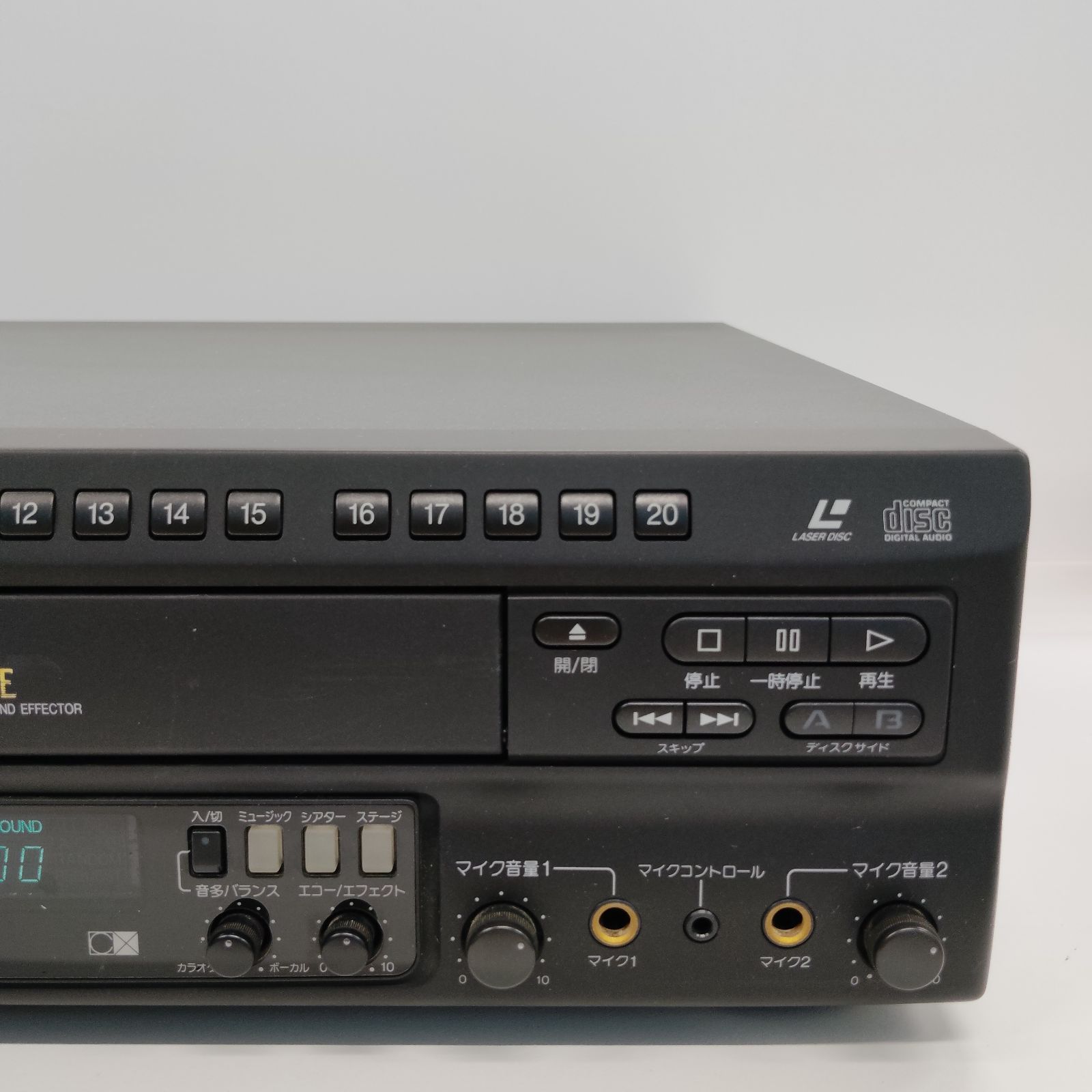 パナソニック　レーザーディスクプレーヤーLX-K700動作品です ハードオフで「読み込みに時間がかかる」LDプレーヤーを買ってみました