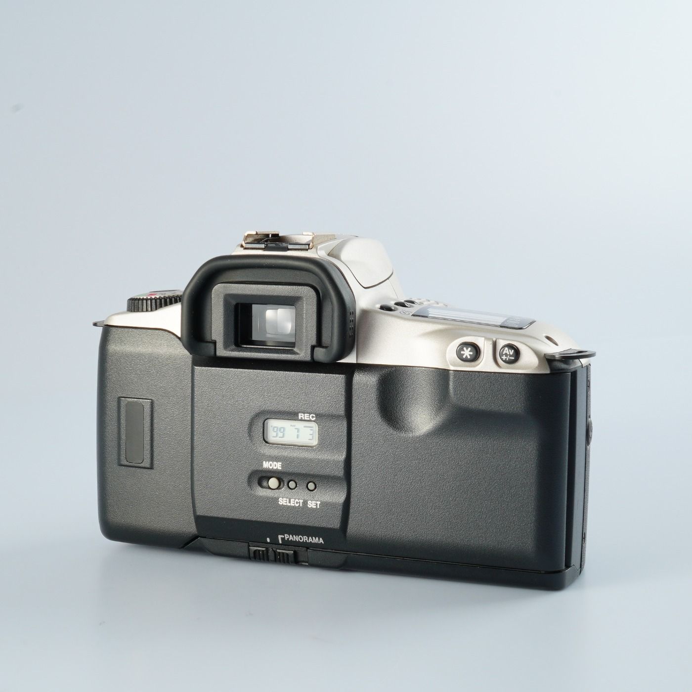 Canon キヤノン EOS Kiss III (REBEL 2000) + SIGMA 28-80mm + 100  