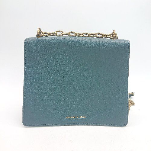 ◇ CHARLES&KEITH チェーン ブランドロゴ マルチポケット きれいめ