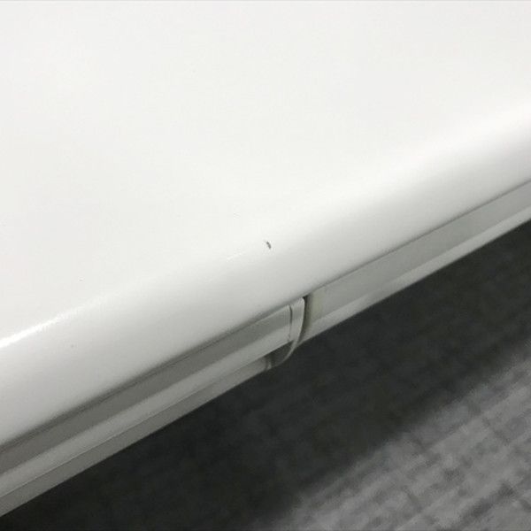 オカムラ グレー