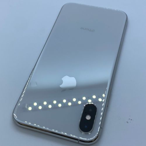 ☆【良品】docomo iPhone Xs 64GB MTAX2J/A SIMロック解除済 シルバー - メルカリ