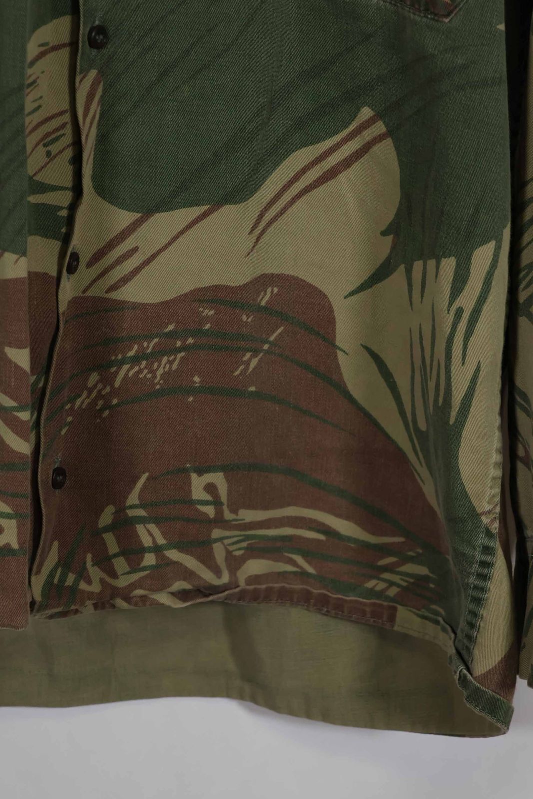 実物 ローデシア軍 ローデシア迷彩 シャツ ボタン欠損あり 中古