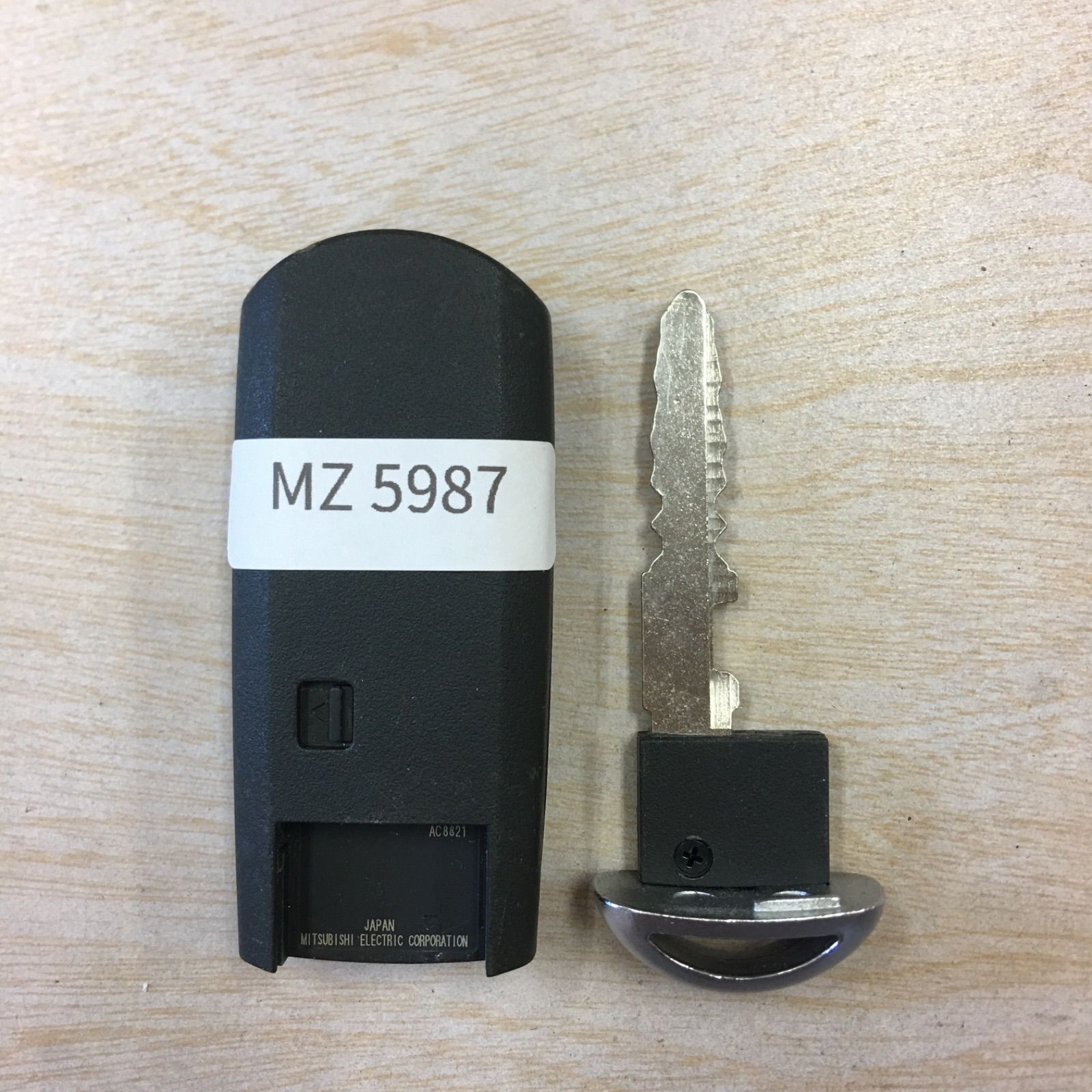 マツダ　スマートキー MZ5987 点灯無し マツダ 純正 スマートキー 2ボタン デミオ
