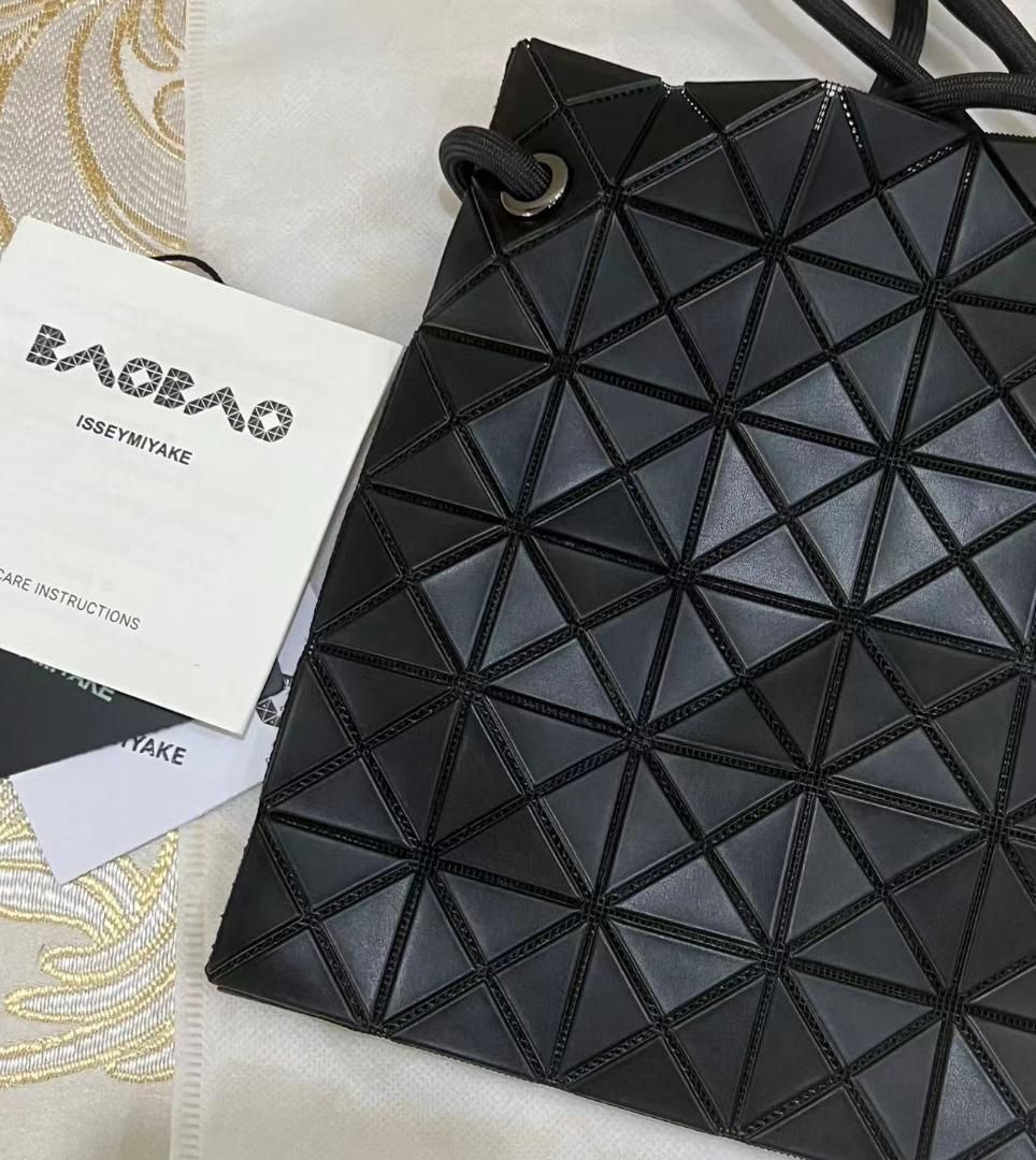 バオバオイッセイミヤケ 斜め掛 2way ショルダーバッグ ブラック Amazon | [バオバオ イッセイミヤケ] PRISM MATTE/プリズム