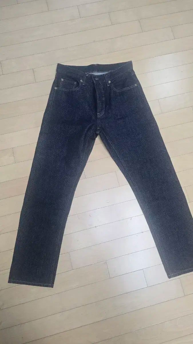 UNIQLO(ユニクロ) インディゴブルー デニム ウエスト 30 ほぼ新品