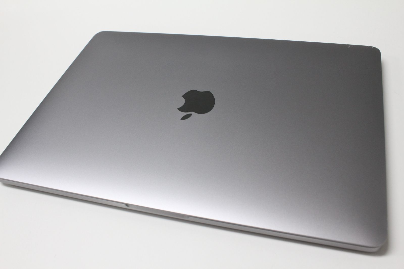 MacBook Pro 13インチ 2020 Thundeabolt 3ポート x 2 256GB 8GB MXK32J A