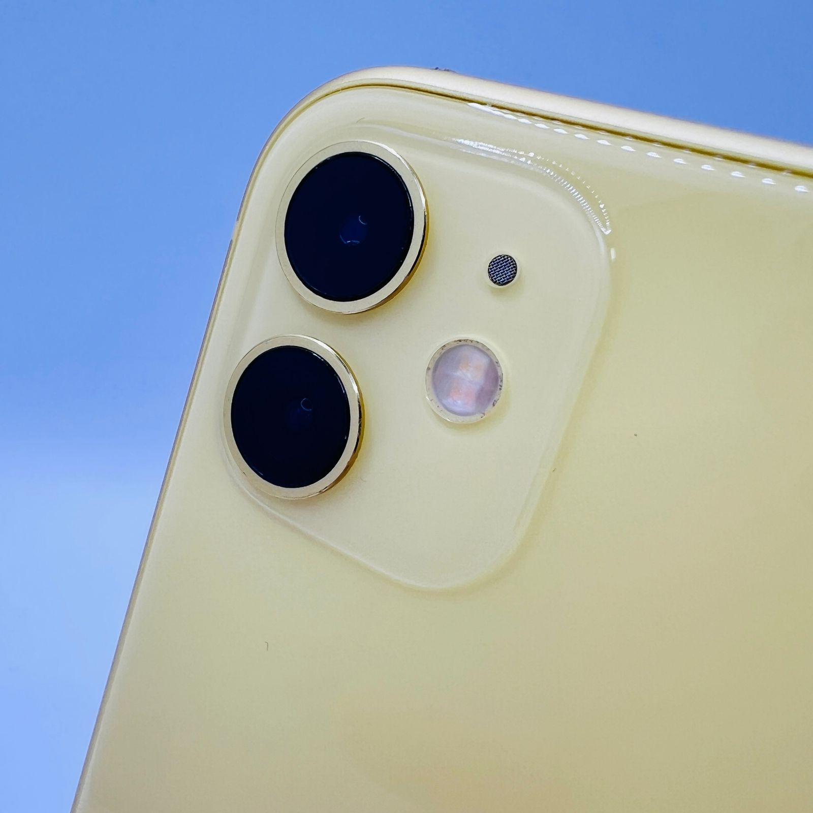 Apple iPhone 11 スマホ 128GB イエロー MWM42J/A Amazon.com: Apple iPhone 11, 128GB, Yellow for Verizon