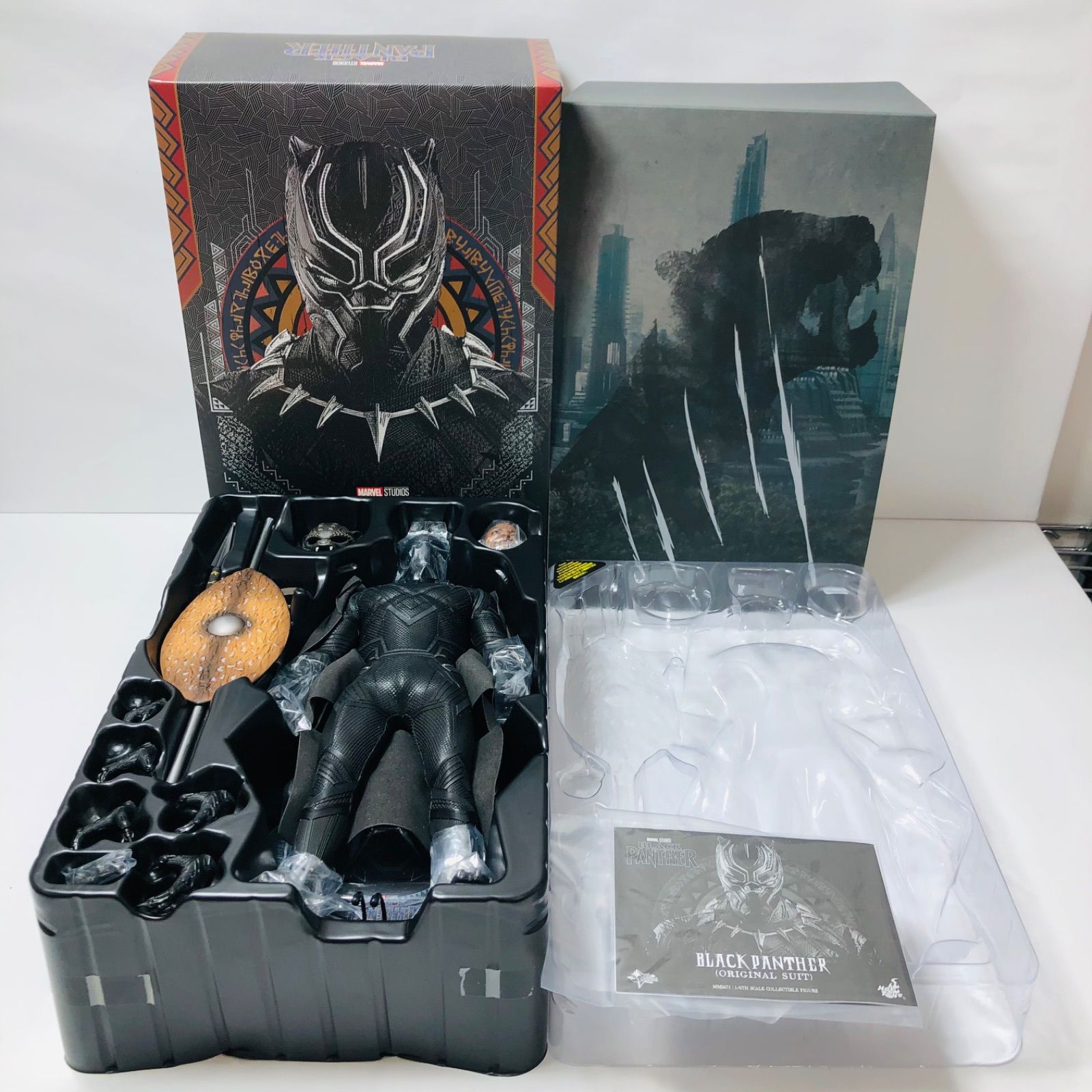 瀬戸店 ブラックパンサー オリジナル スーツ ムービー マスターピース ブラックパンサー 1|6スケールフィギュア HOT TOYS 725-4477