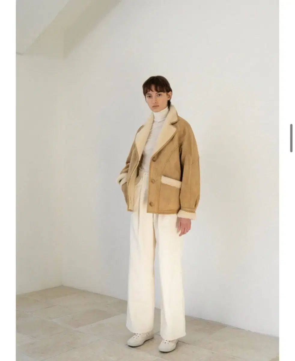 ル Le シグニチャー シェアリング ベージュ ショート ムートン