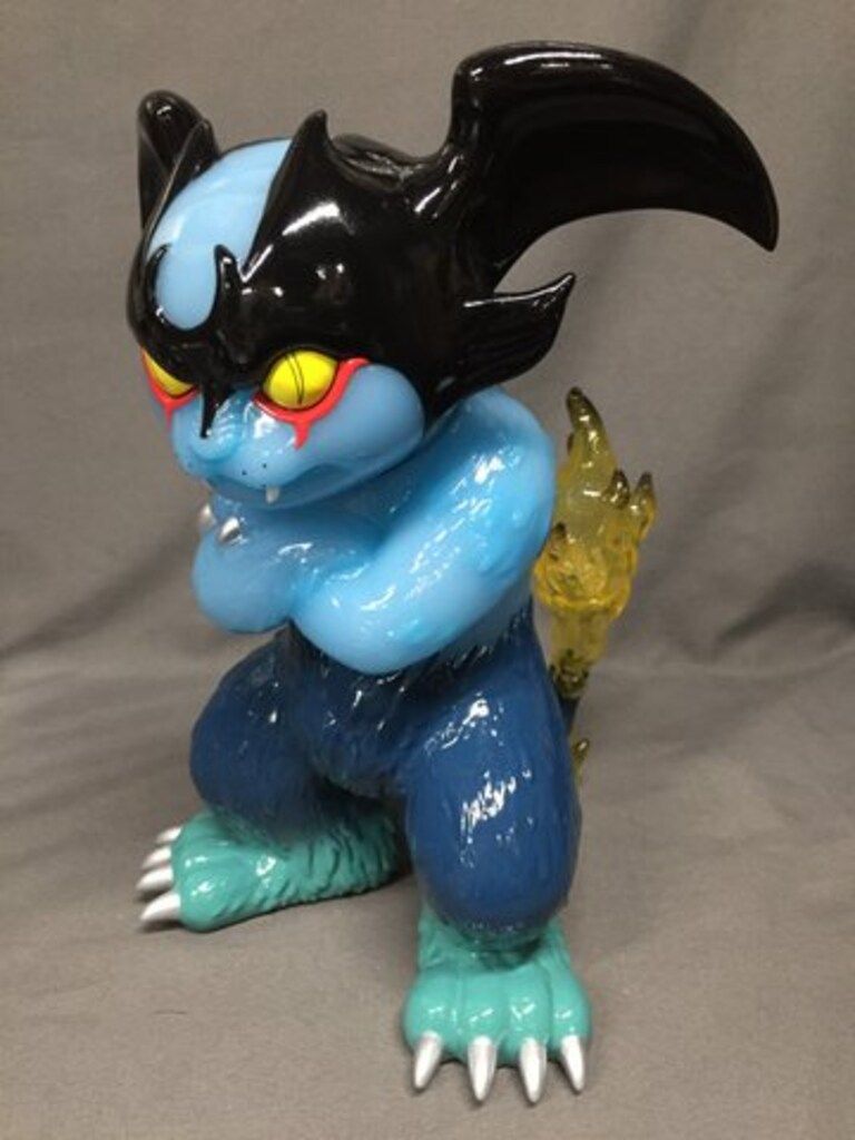 UNBOX INDUSTRIES デビルマン 石黒亜矢子 DEVILNYAN 水色蓄光成型