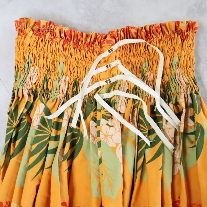 【美品 フラダンス衣装】レッド Tahiti Imports パウスカート 花柄 美品 フラダンス衣装】レッド Tahiti Imports パウスカート 花柄