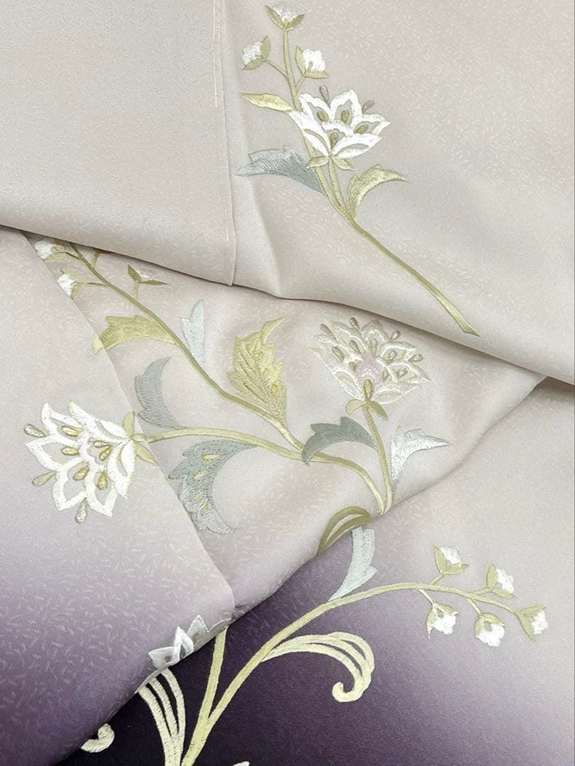 刺繍 付け下げ 訪問着 唐花 紋意匠 金糸 正絹 ガード加工済 躾糸付