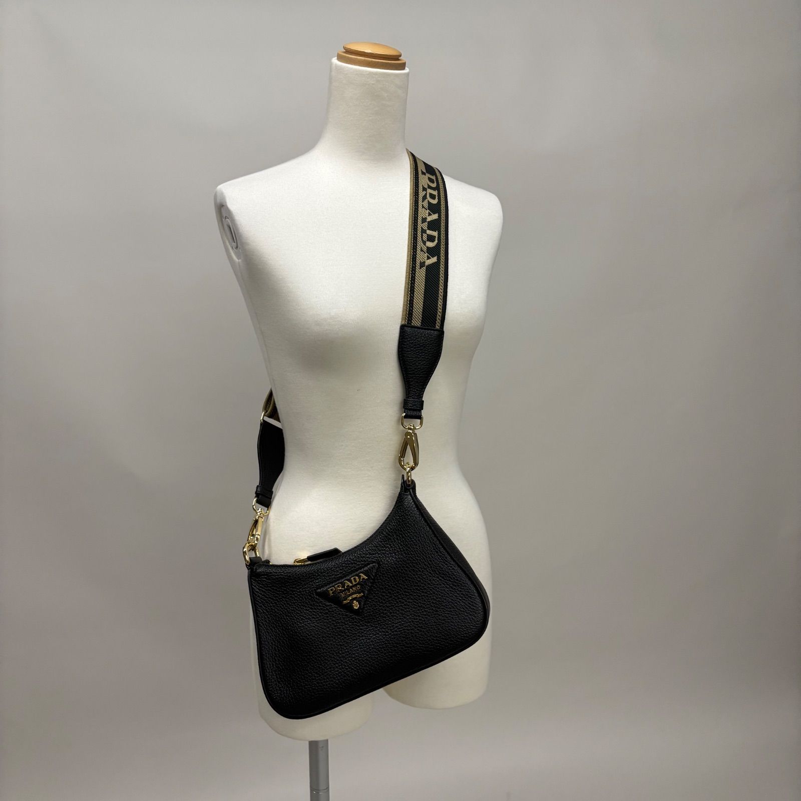 新品未使用訳アリ】PRADA ショルダーバッグ ヴィッテロダイノレザー 
