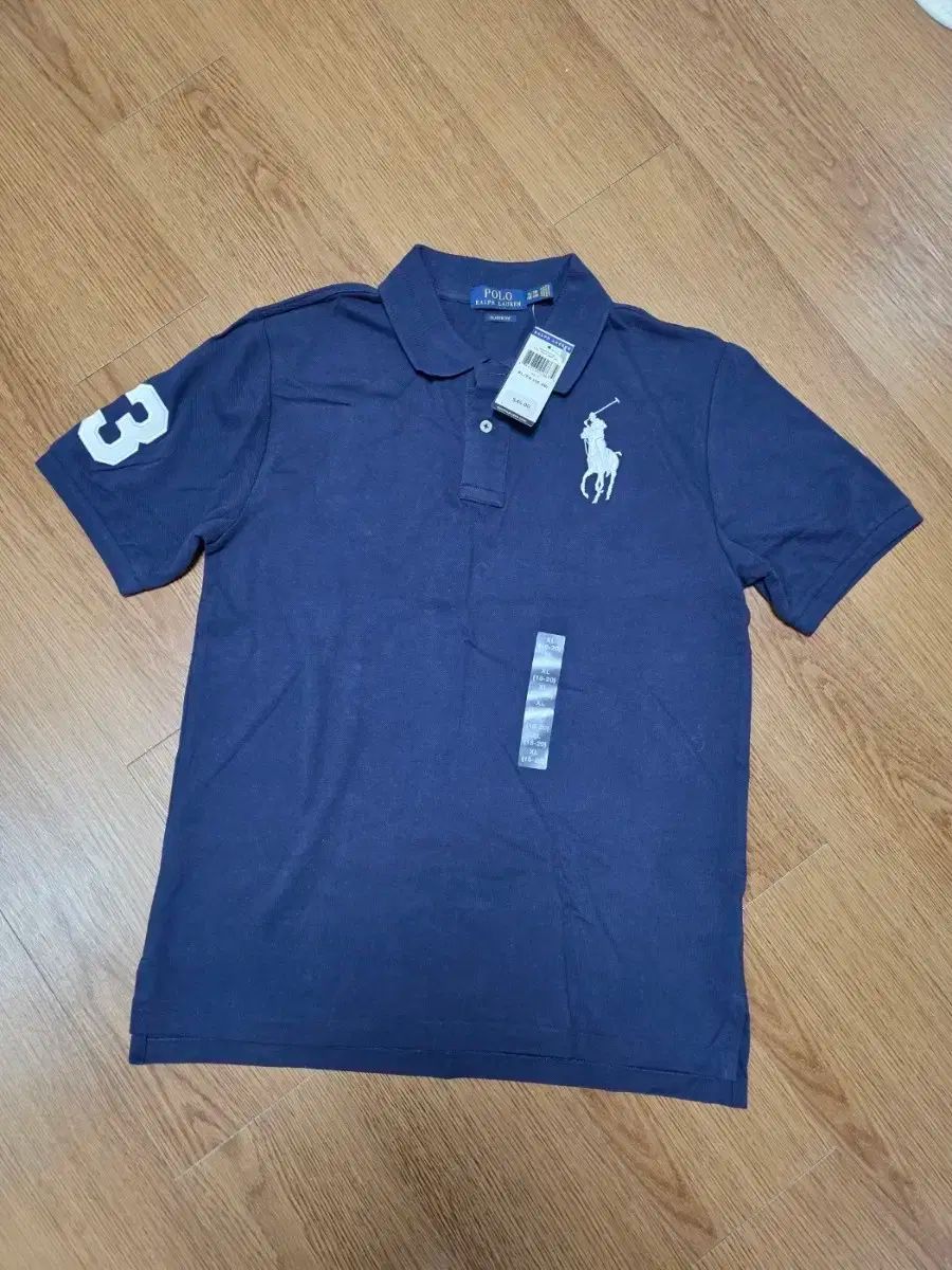 Tシャツ