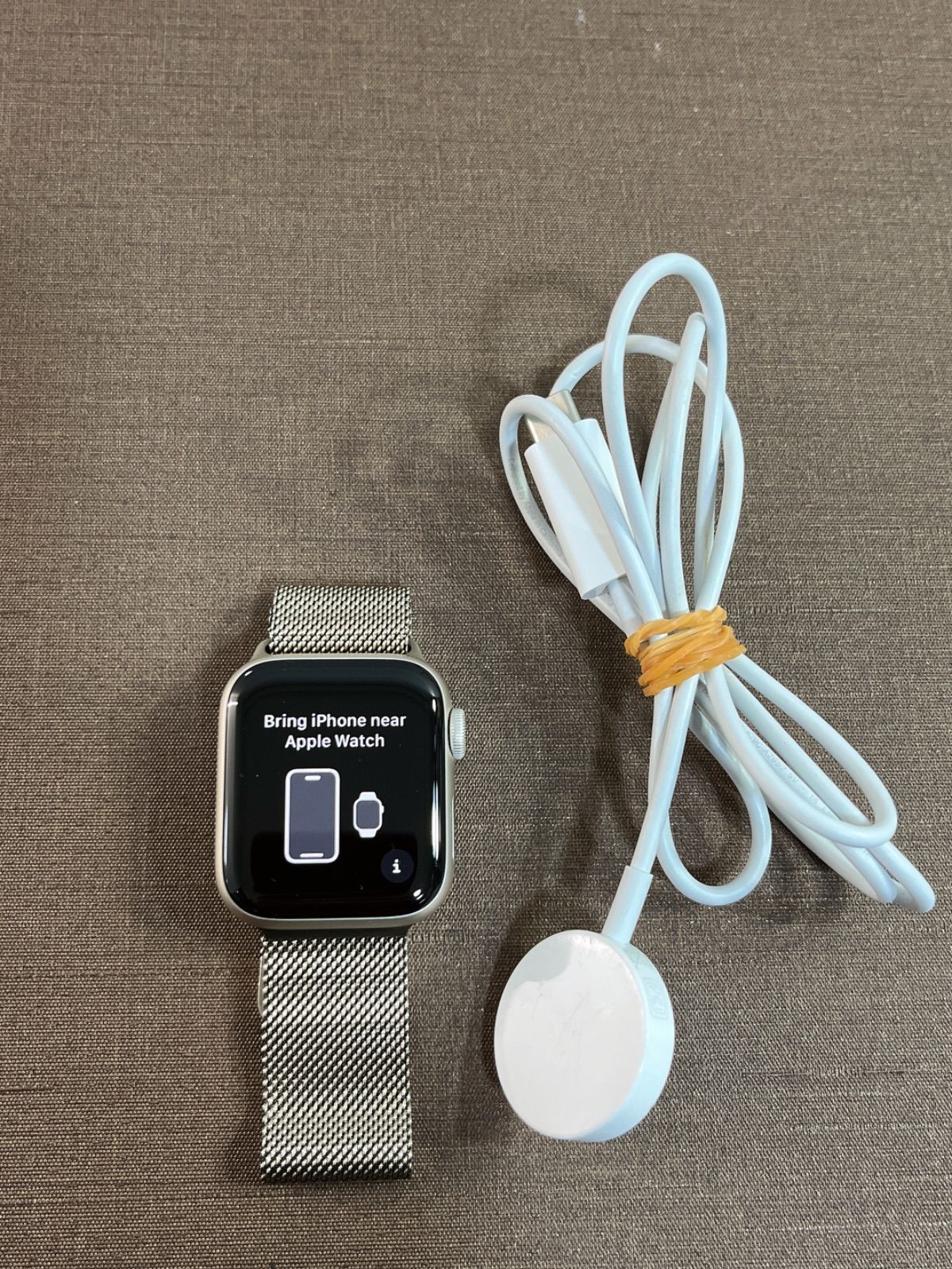 美品】BT96% SE2 セルラー アップルウォッチ カバー＋バンド＋充電器  