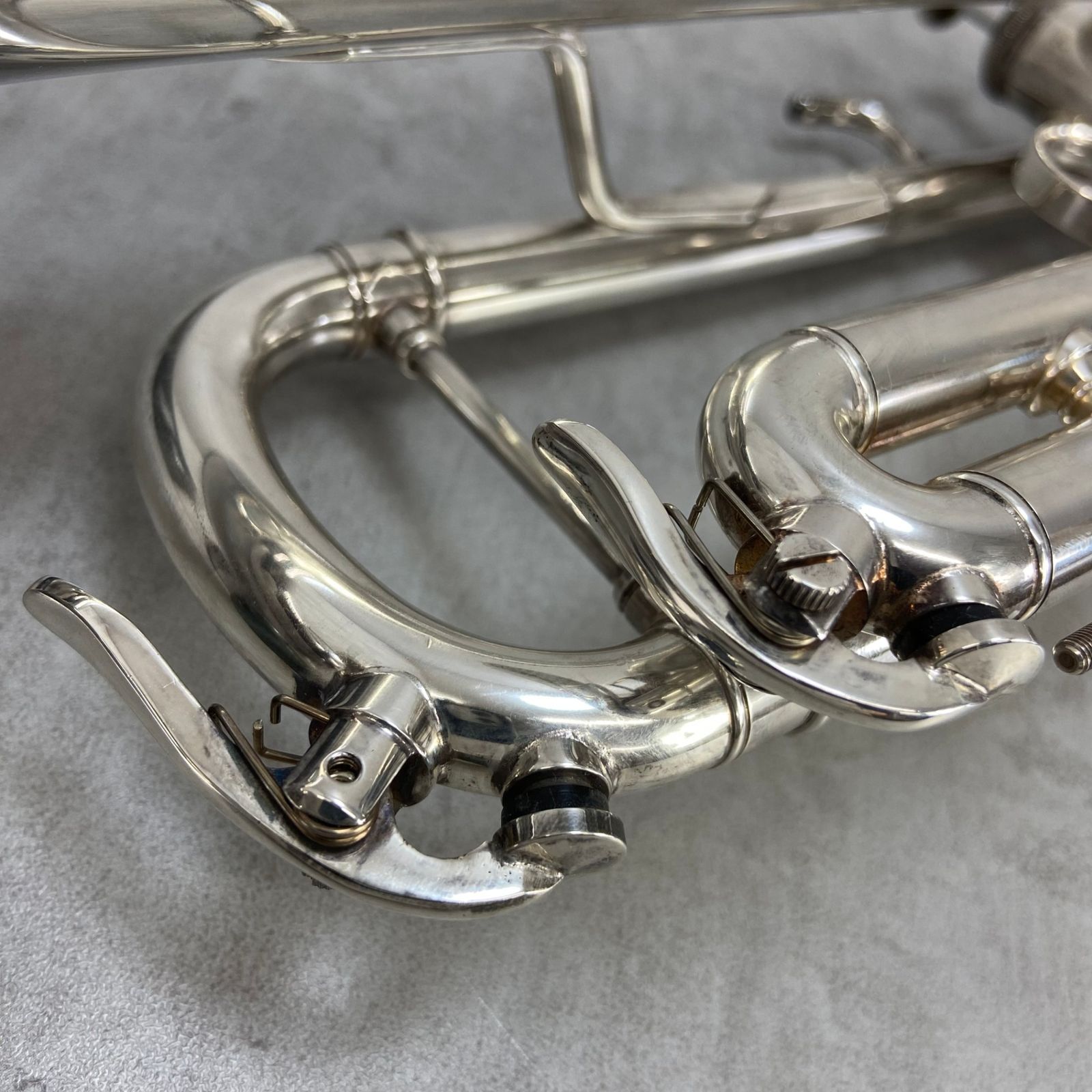 YAMAHA ヤマハ YTR800GS B♭トランペット trumpet 管楽器 ゴールドブラス1枚取り MLボア 銀メッキ シルバー ハードケース  - メルカリ