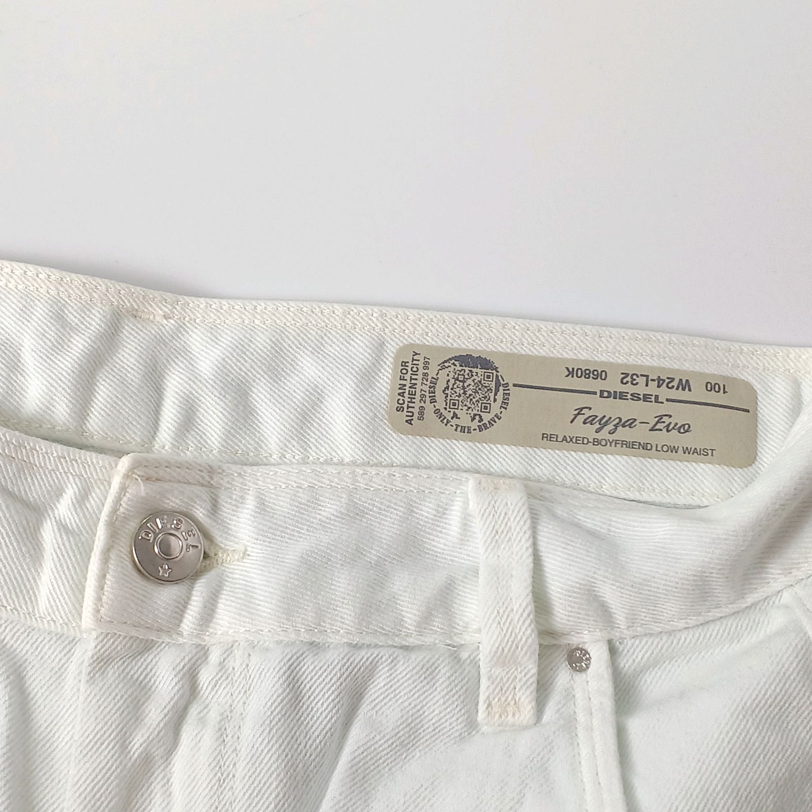 新品】DIESEL ホワイトデニム ダメージ加工 定価27,000円 90