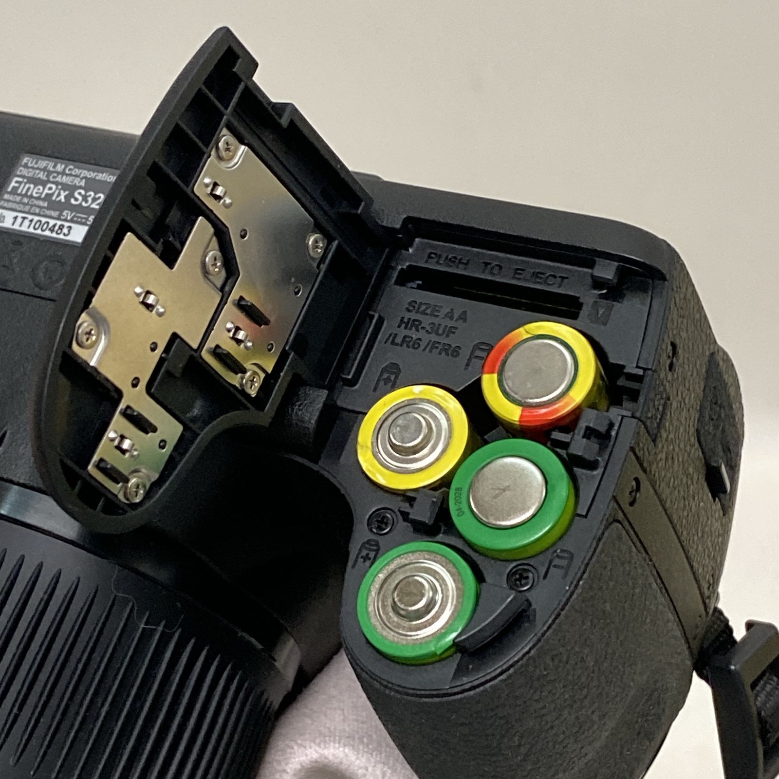 ロングズームデジタルカメラ FinePix S3200 専用ケース付き！ | RAGNA.BY