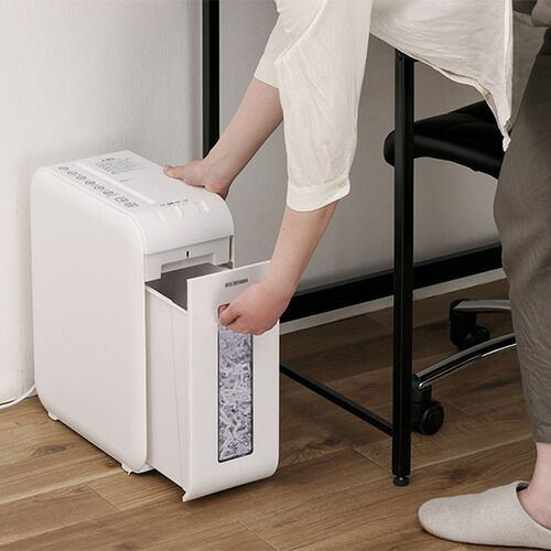 アイリスオーヤマ 超静音シュレッダー 家庭用 クロスカット ダストボックス12L ホワイト P6HCSV-W