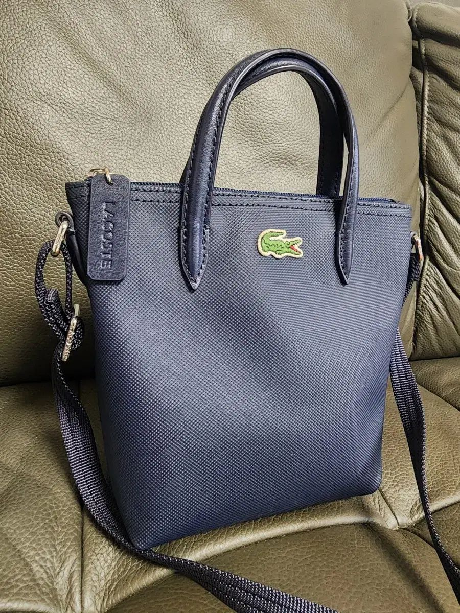 LACOSTE(ラコステ) ミニ クロスバッグ - メルカリ