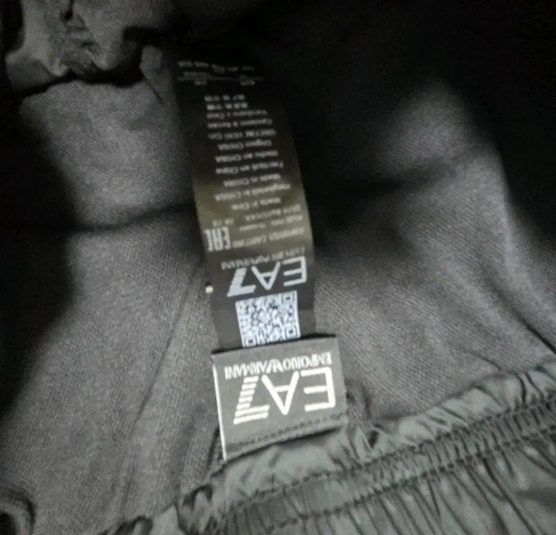 プレゼント付き エンポリオ アルマーニ EA7 水着 36 ー 38