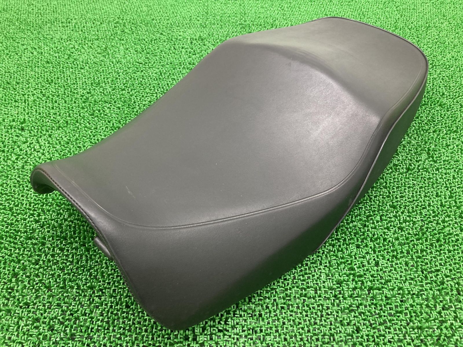 ホンダ CB1300SF 純正 ノーマルシート SC54 新車外し品 CB1300 SF⁄SB