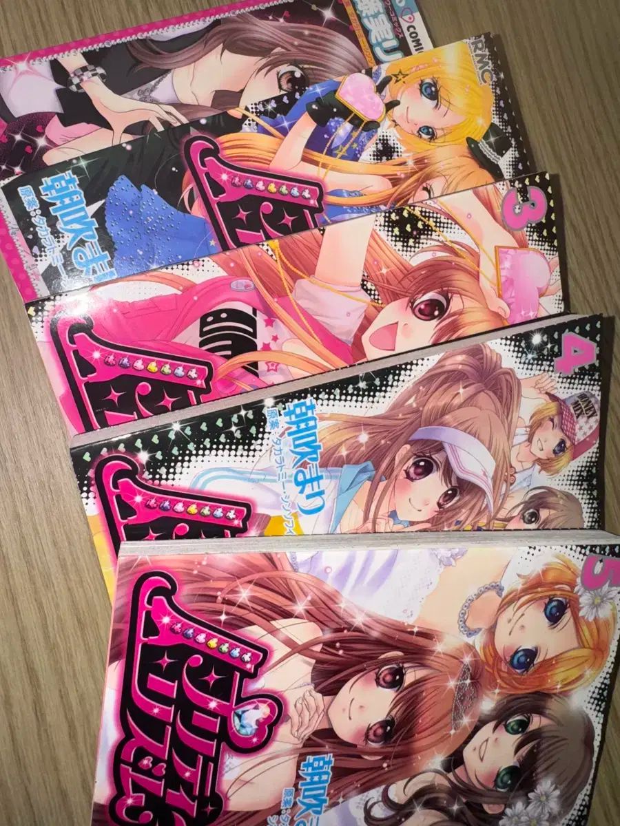 プリティーリズム 原作 漫画 バッチ