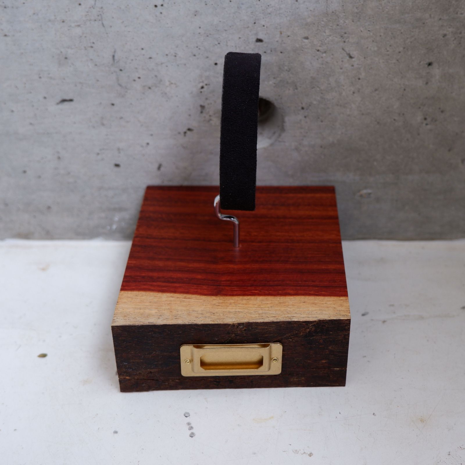 床柱 洋カリン 5寸（15cm）