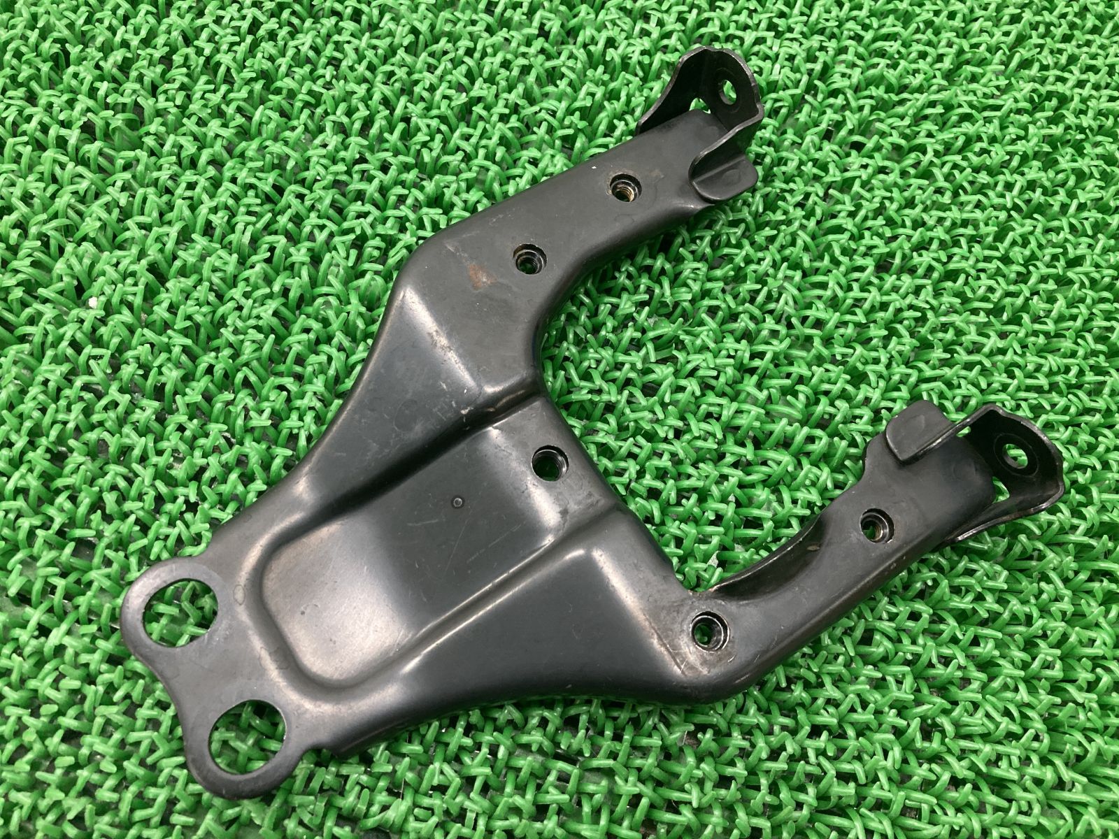 SR400 ヘッドライトステー 1JR RH01J RH03J RH16J ヤマハ 純正