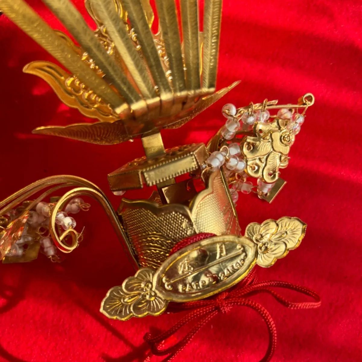 迫力☆大きな☆24K純金仕上げの天冠☆黒塗り金彩の純木製台付き☆元台