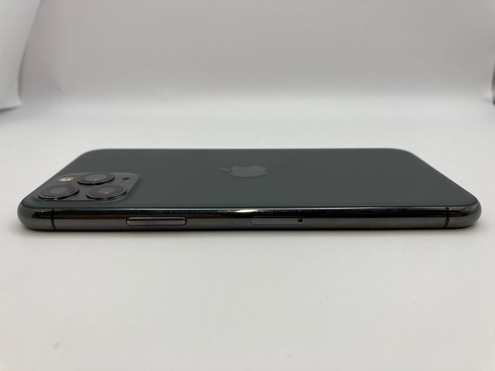美品 iPhone 11 Pro 64GB スペースグレー - SIMフリーモデル、充電