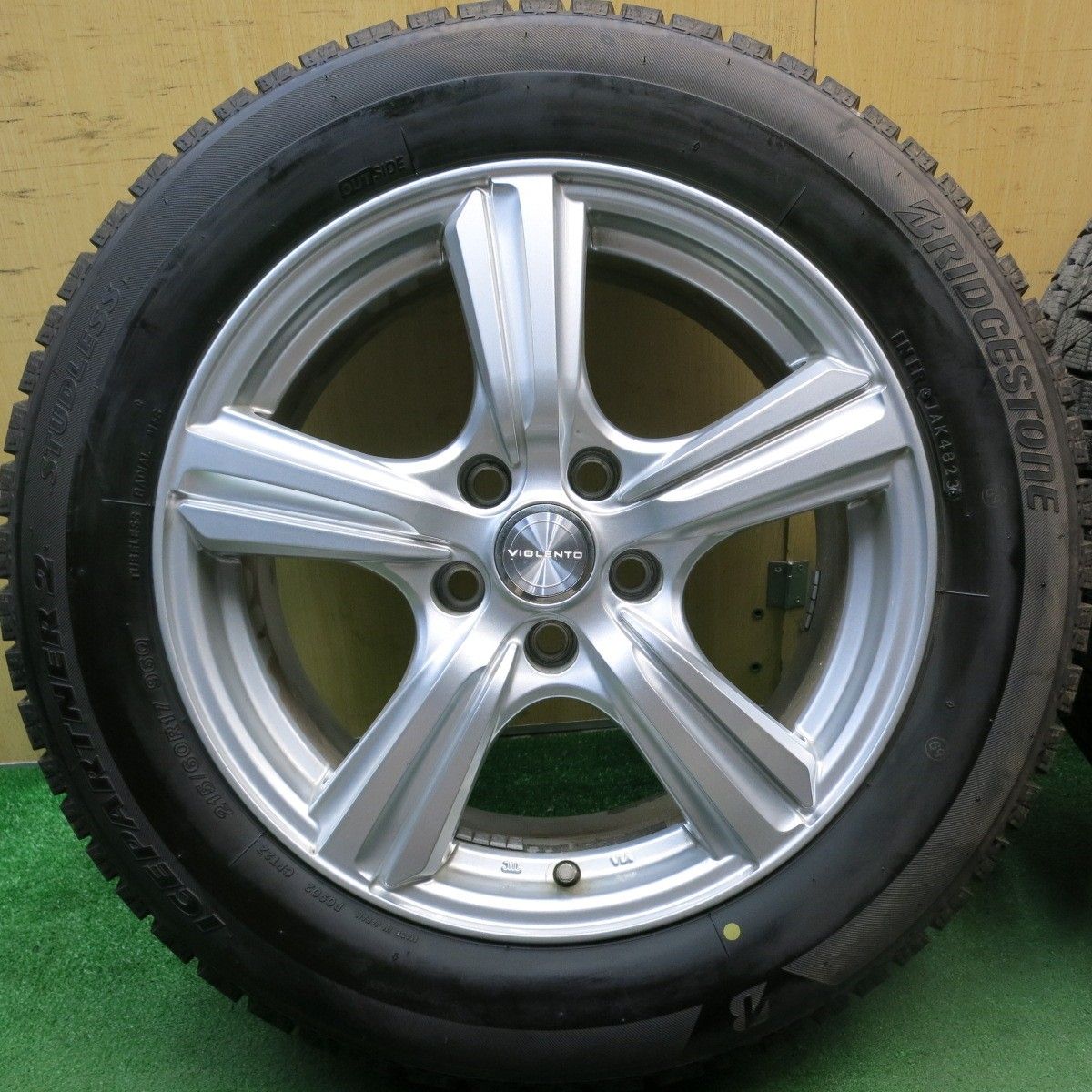 ③ タイヤ新品！ブリヂストン アイスパートナー VIOLENTO アルミホイール付きスタッドレスタイヤ 4本セット　175/65/15 アクア スタッドレスタイヤ ICEPARTNER2（アイスパートナー２） 商品説明