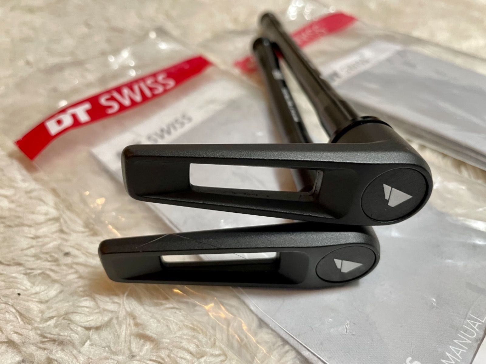 CANYON スルーアクスル 前後セット キャニオン CANYON スルーアクスル 前後セット キャニオン - メルカリ