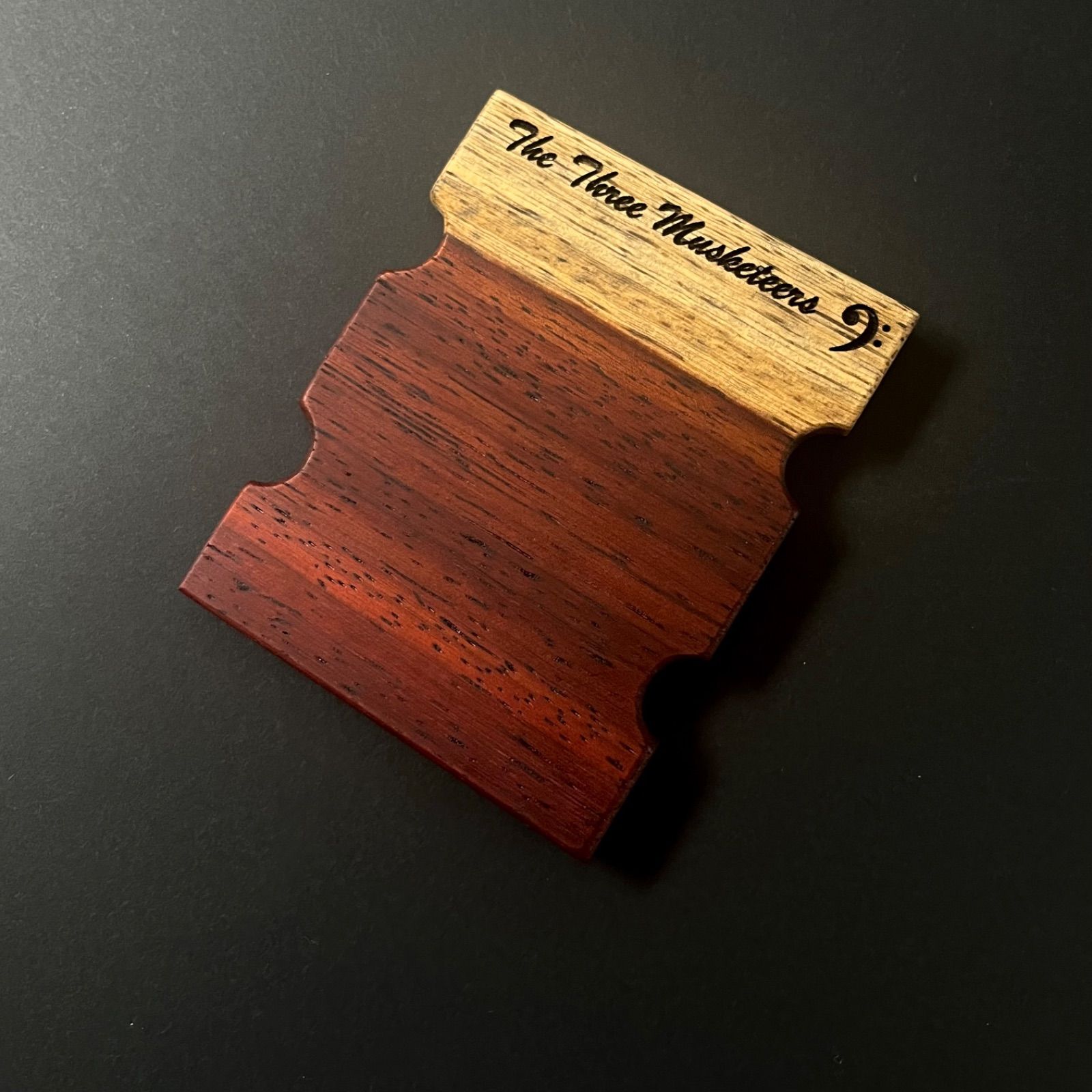 Fender JBタイプ用フィンガーランプ - パドック製 刻印入 オーダーメイド製作事例 IMPECCABLEHEALTHCARESERVICES_COM