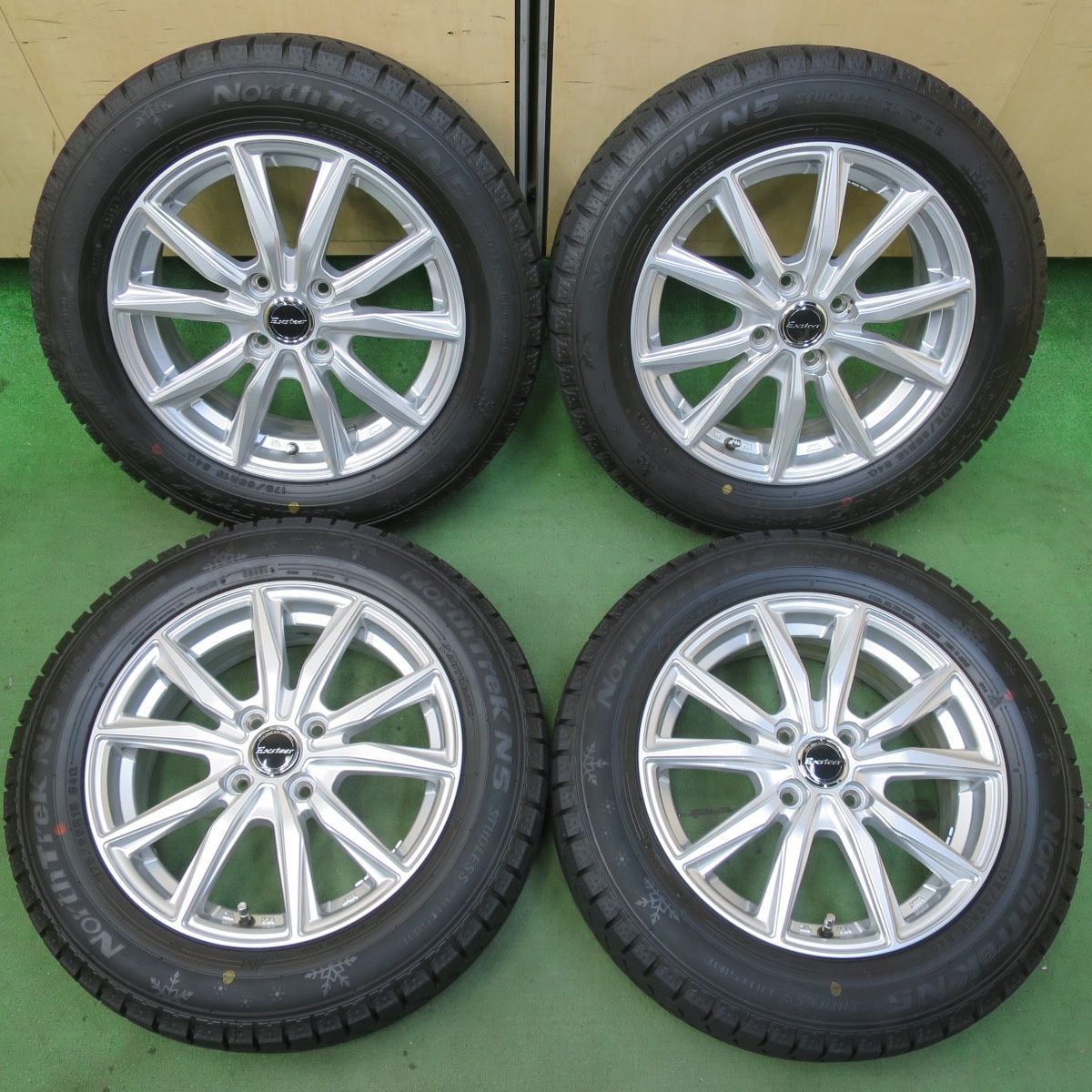 超バリ溝 24年 キレイ ほぼ10分 スタッドレス 175|65R15 オートバックス ノーストレック N5 Exsteer エクスター 15インチ PCD100|4H 5101603イス
