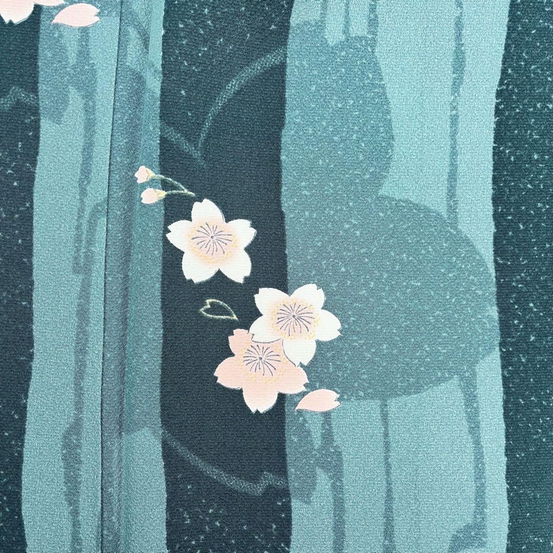小紋 縦縞に桜の花模様 千草色 縮緬 K-4443 小紋 縦縞に桜の花模様 千草色 縮緬 K-4443