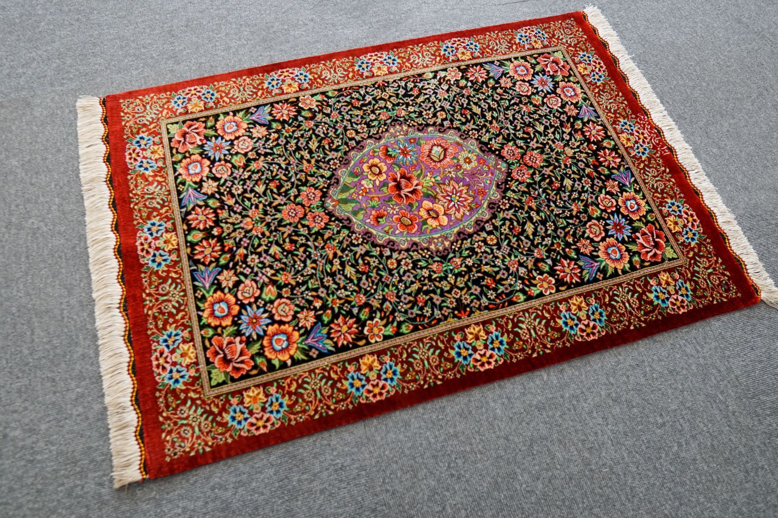 86×61cm [最高級 手織り 証明書付 ペルシャ絨毯 クム産 天然絹（シルク 