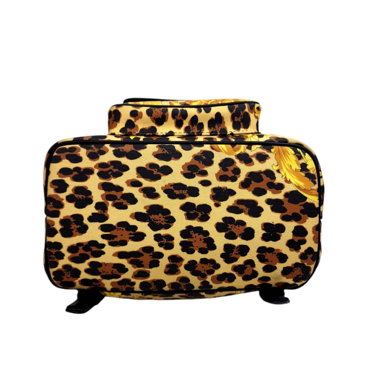 良品　GIANNI VERSACE  リュック　レオパード　バロック柄　黄色　黒 Amazon | [Versace] (ヴェルサーチ) レオパード 豹柄 ヒョウ