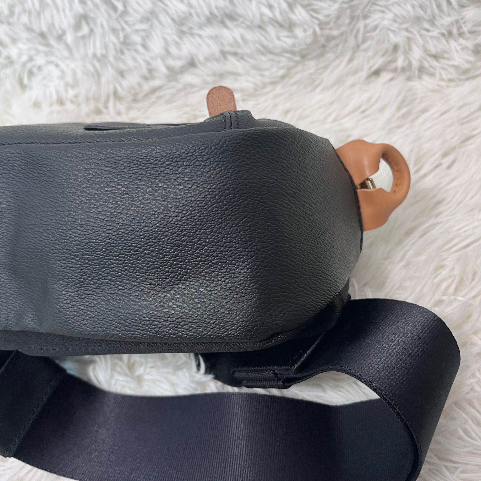 新品未使用 FIVE WOODS レザー ボディバッグ PLATEAU ブラック