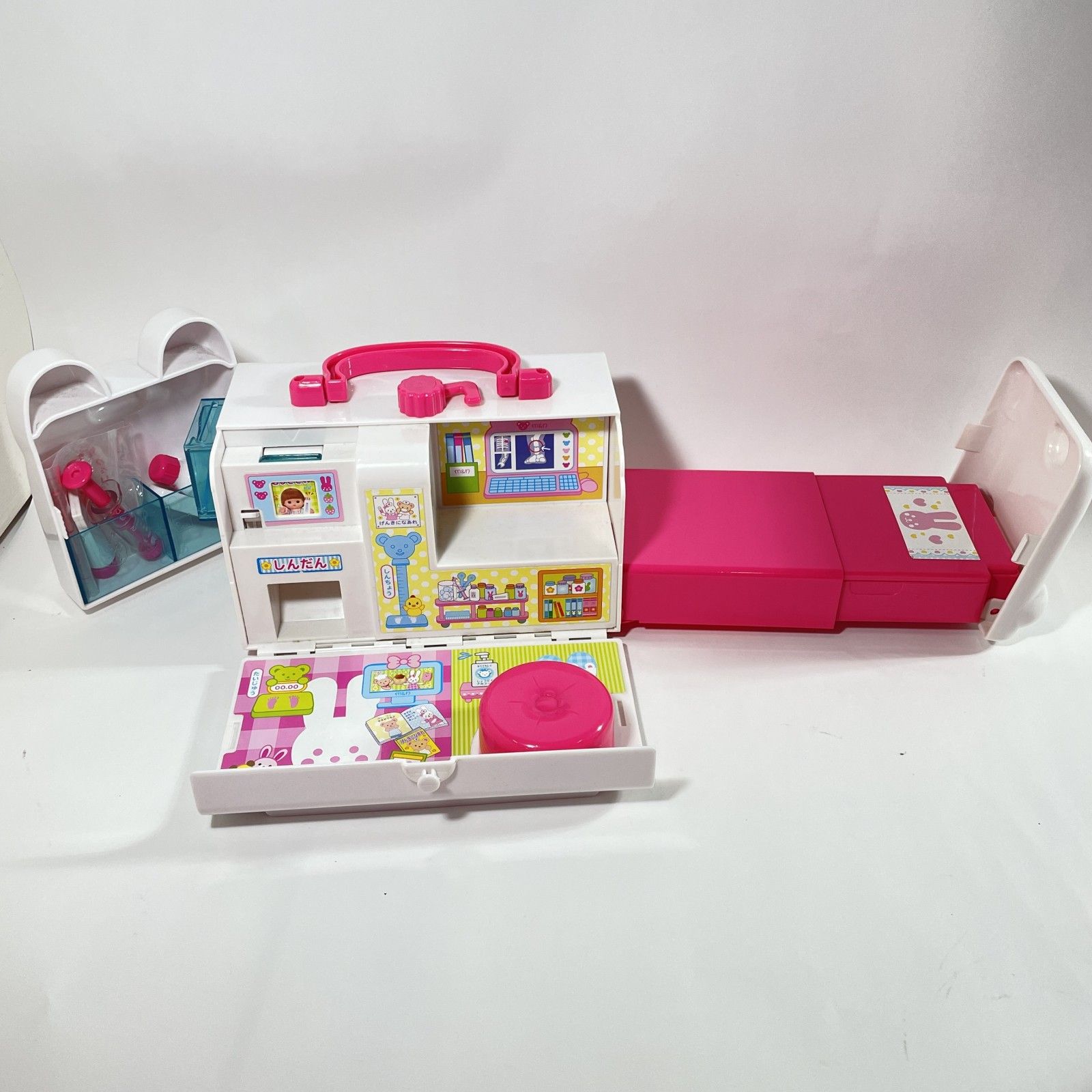 人形13体 うさぎさん救急車